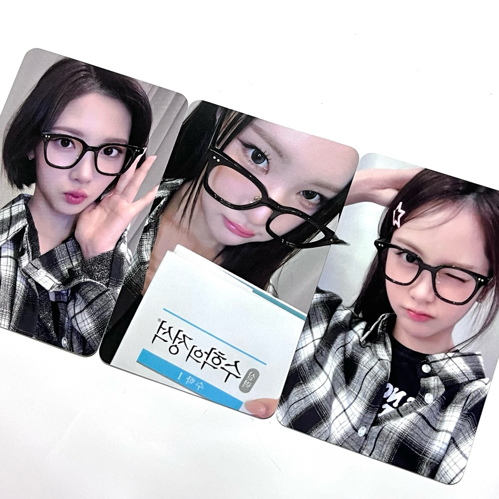 [BACA DESK] OFFICIAL PHOTOCARD HEARTS2HEARTS H2H CARMEN JIWOO JUUN TEKNIK KACAMATA LUCKYDRAW HELLOLI