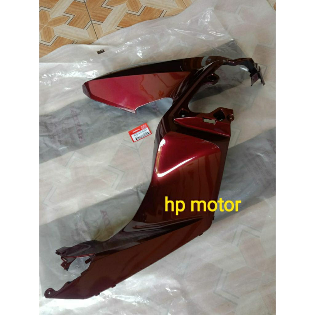 COVER SAYAP KANAN PCX160 2025 MERAH ROADSYNC COVER BODY DEPAN KANAN PCX160 MERAH MARON ROADSYNC ORIG