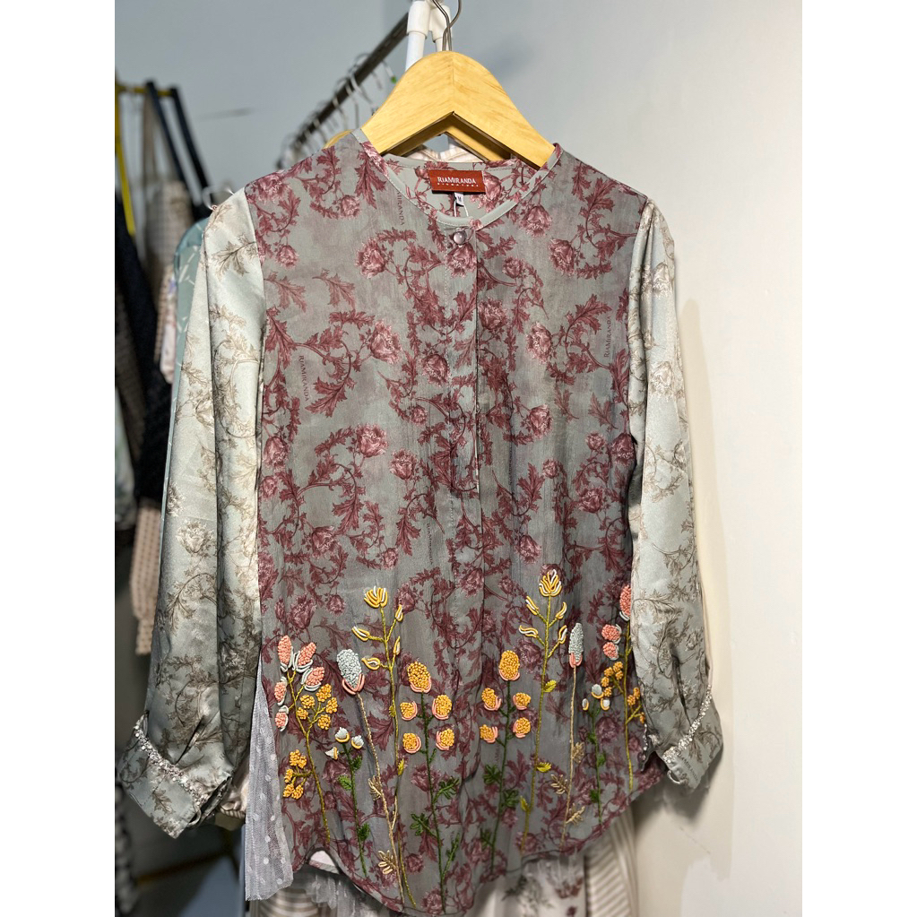 RIA MIRANDA SIGNATURE