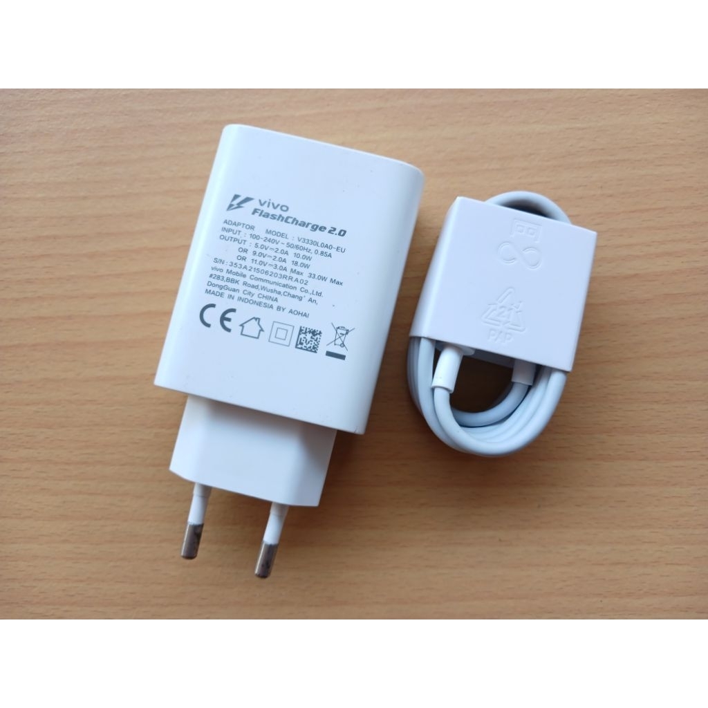 Adapter Charger Vivo 33 Watt Original (1 Set)