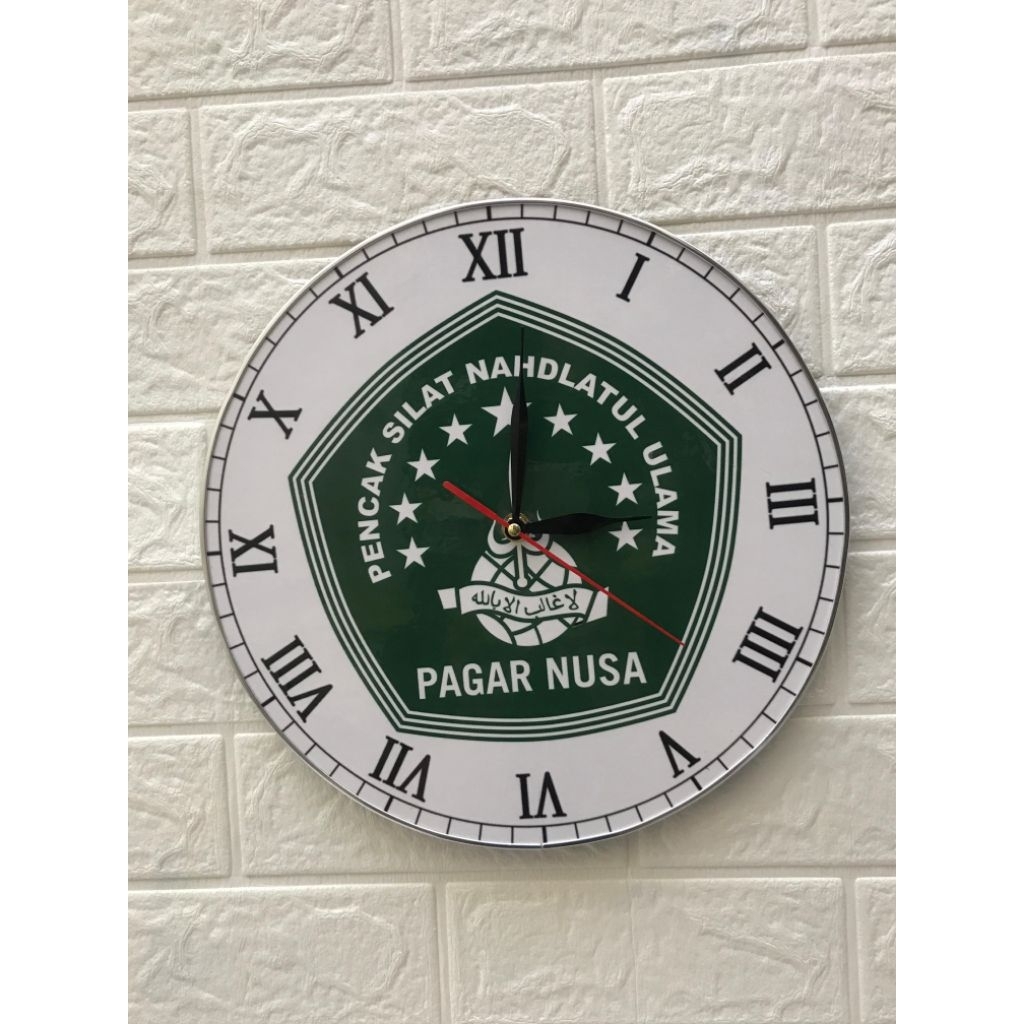 JAM DINDING CUSTOM MDF (PAGAR NUSA)