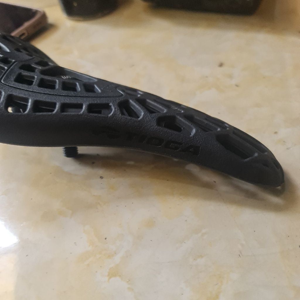 saddle tioga spider pivotal baru