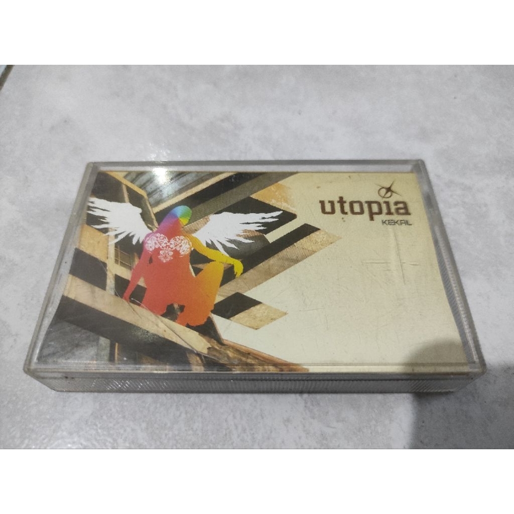 kaset pita UTOPIA "kekal"