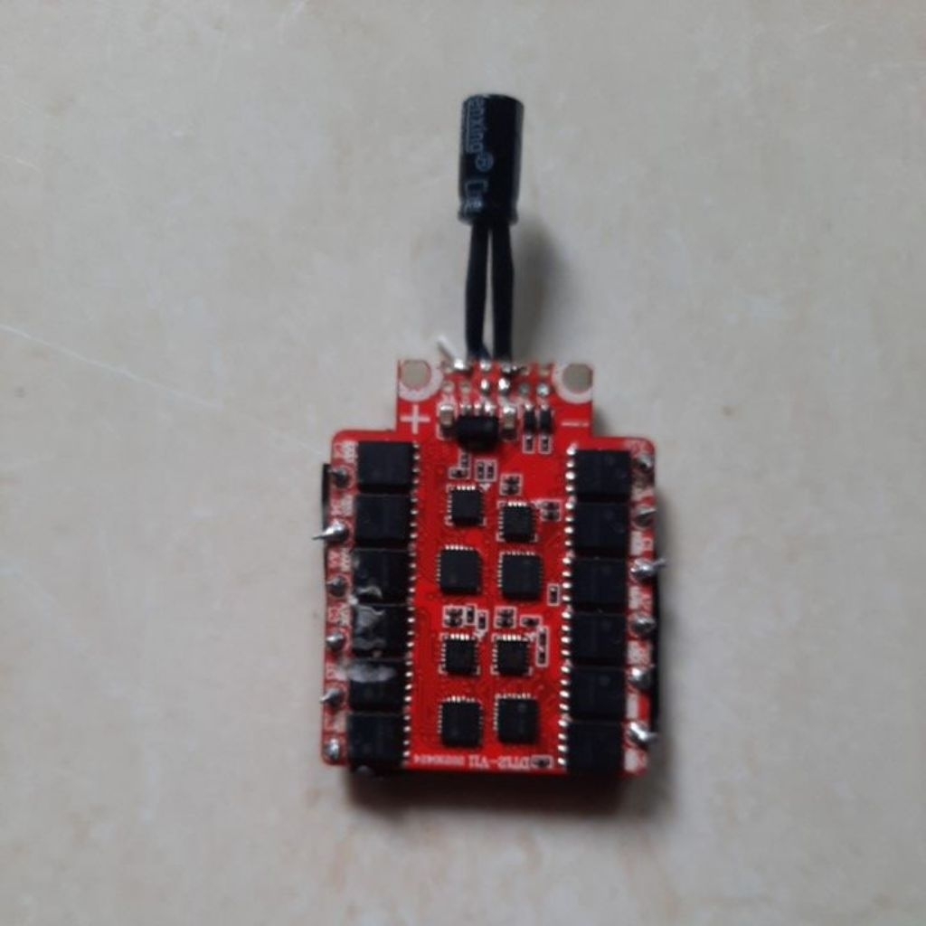 sjrc f11, ESC minus