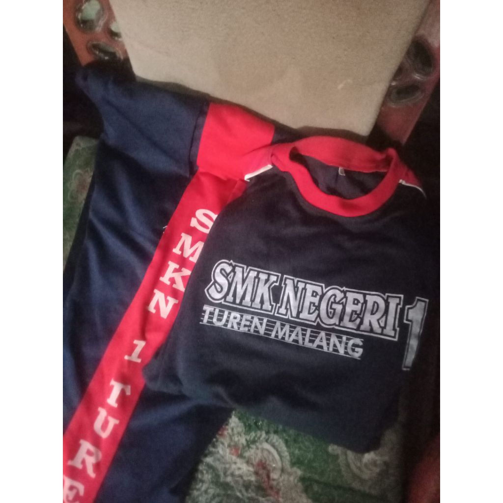 seragam olahraga smkn 1 turen malang preloved