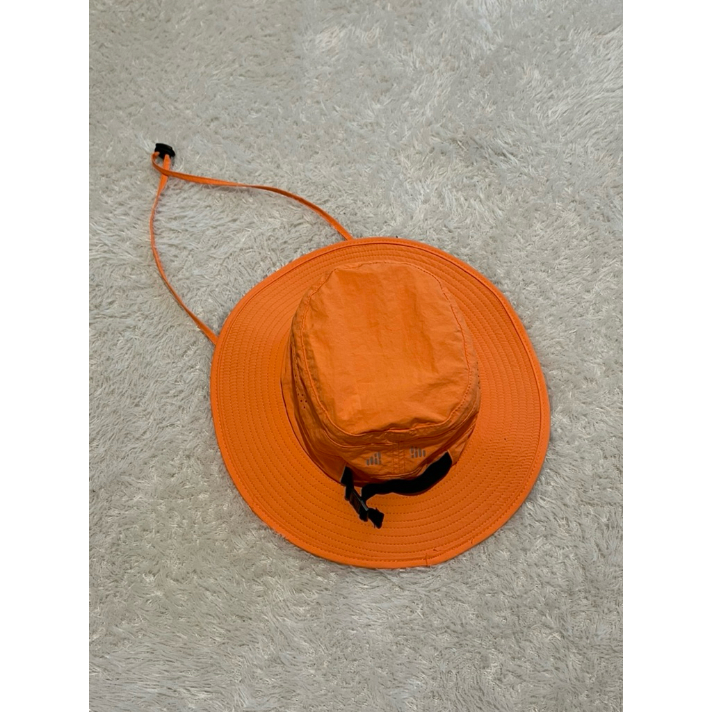 Topi Orange