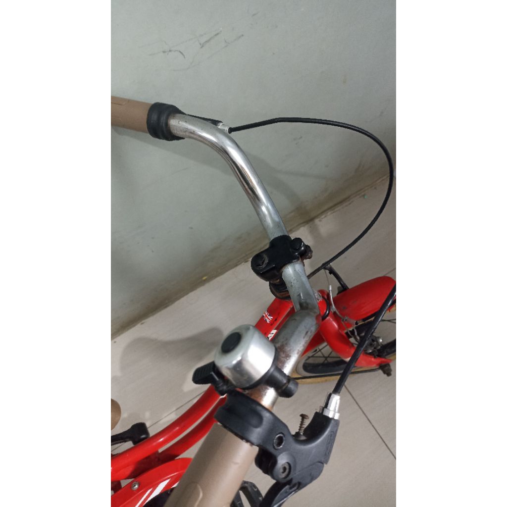 sepeda anak london taxi