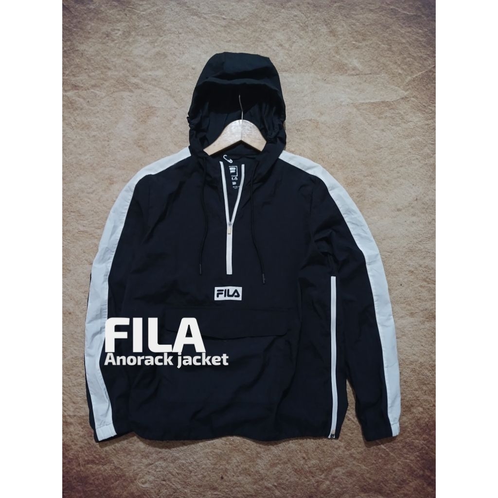 jaket anorak FILA hitam pekat bekas recomend