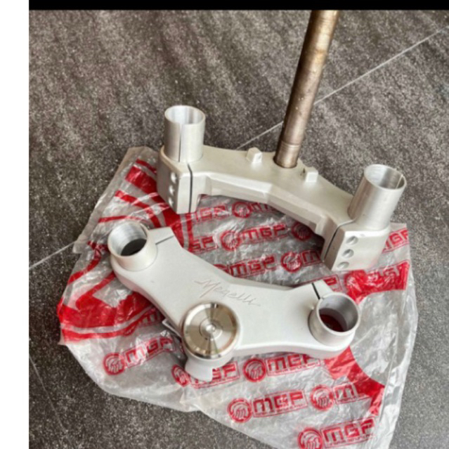 Segitiga T Migelli Atas bawah Original Migeli baru set shock as 33 pnp honda set baut T atas stenlis