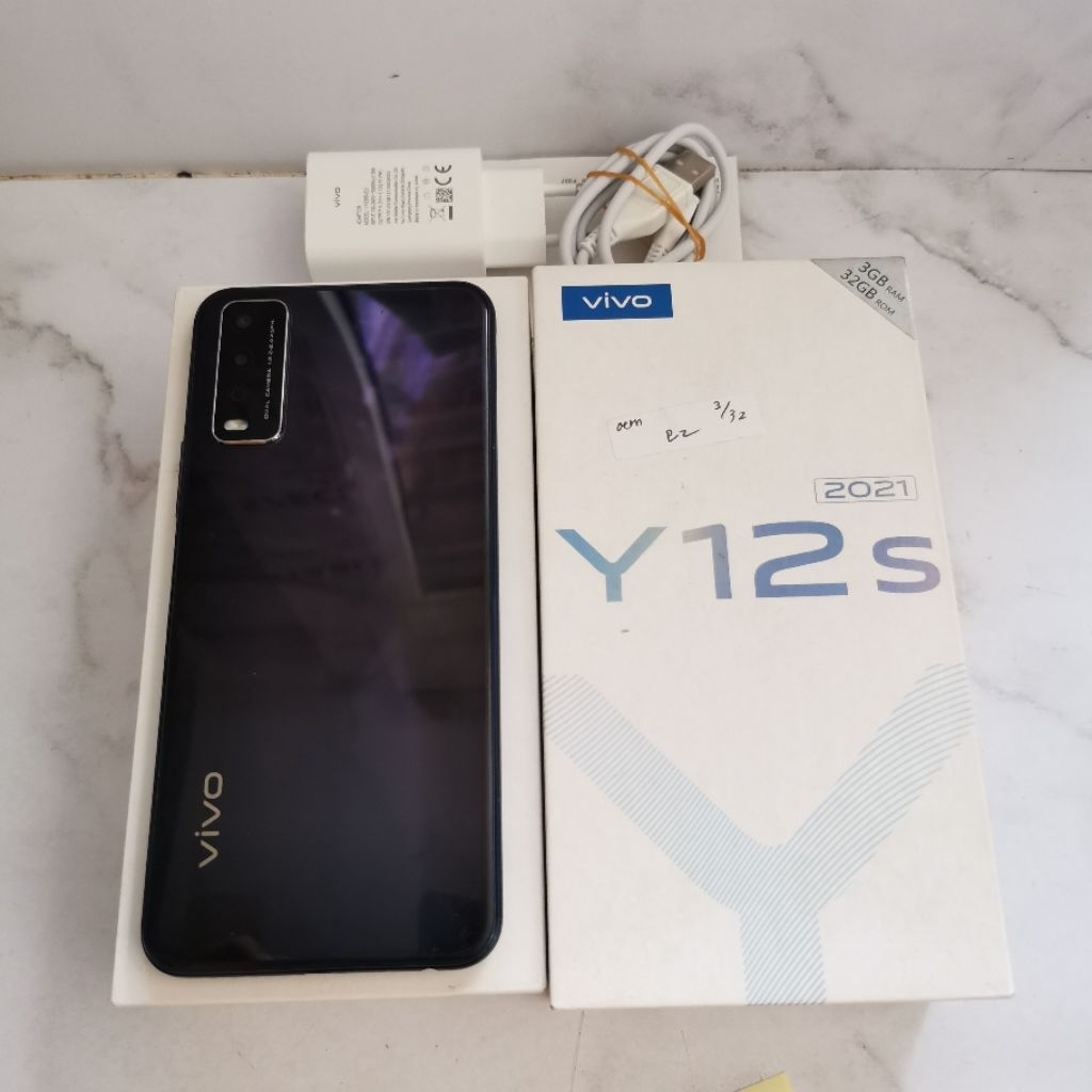 Vivo Y12s ram 3GB 32GB Black Bekas - Fullset Garansi Resmi - second