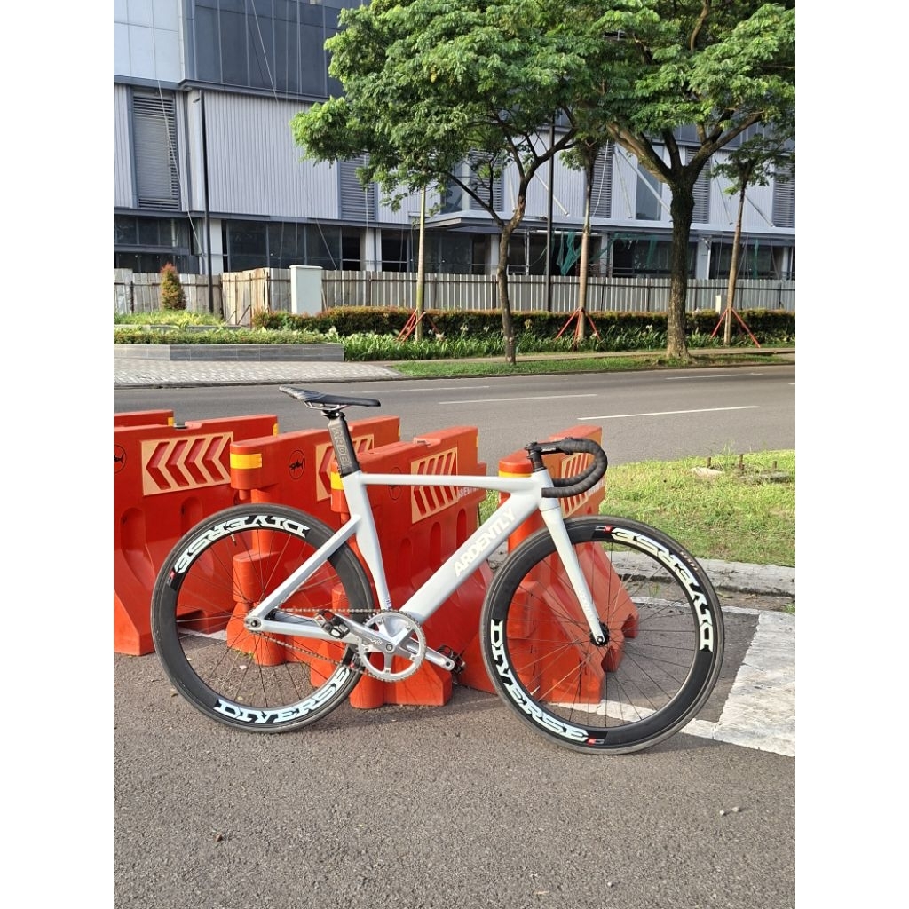 FIXIE ARDENTLY SPRINT FULLBIKE