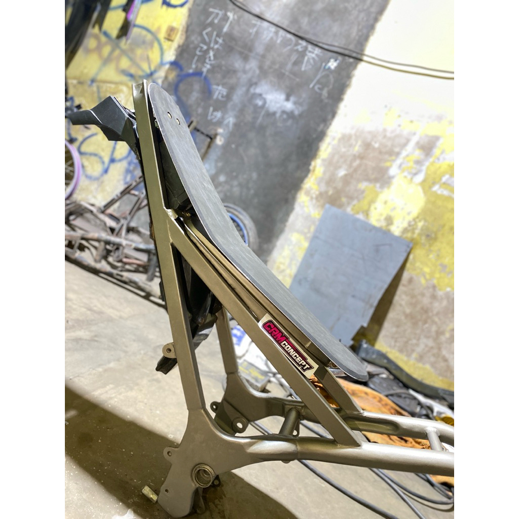 Jok + tangki slim Fu wungkul / porting