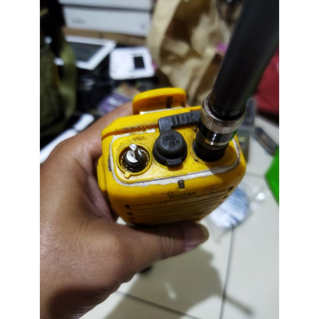 icom gm1600 gmdss vhf marine transceiver