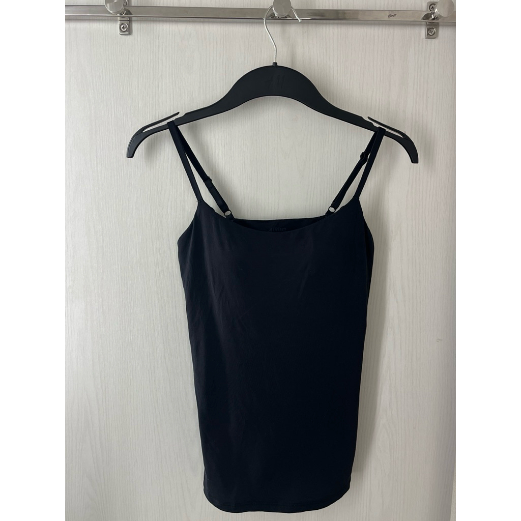 Uniqlo Airism Tanktop bra