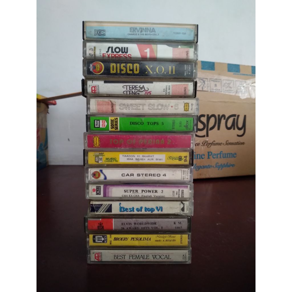 (PRELOVED) Kaset Pita Jadul Lagu Barat
