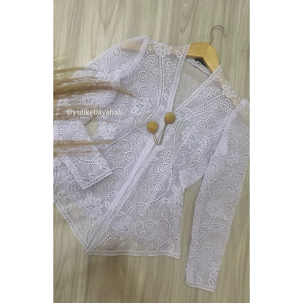Kebaya Bordir Special putih by Yuli kebaya Bali