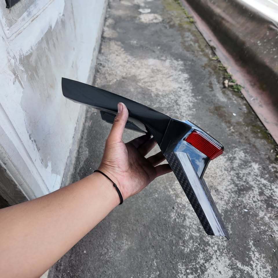 SPAKBOR STOPLAMP UNDERTAIL KLX BF 3 IN 1 MERK SRX