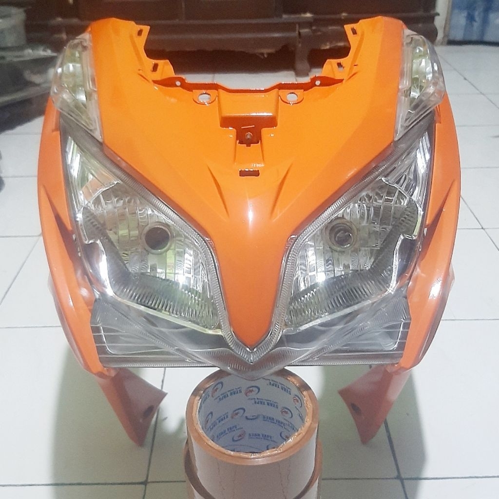 tameng + reflektor lampu depan honda vario 125 old original copotan