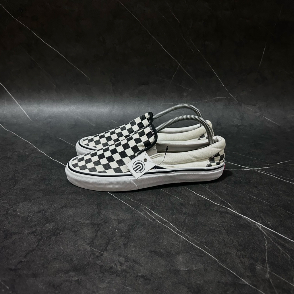 SEPATU PRIA SECOND Size 41 / 26.5 cm Vans Slip-On Checkerboard – A110