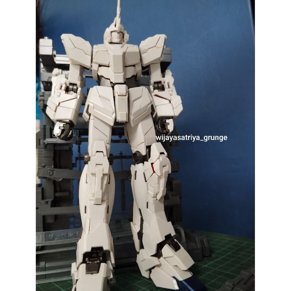 Gundam_Mg_Rx-o-Unicorn-Gundam,Hd_Colour_Ms_Cage
