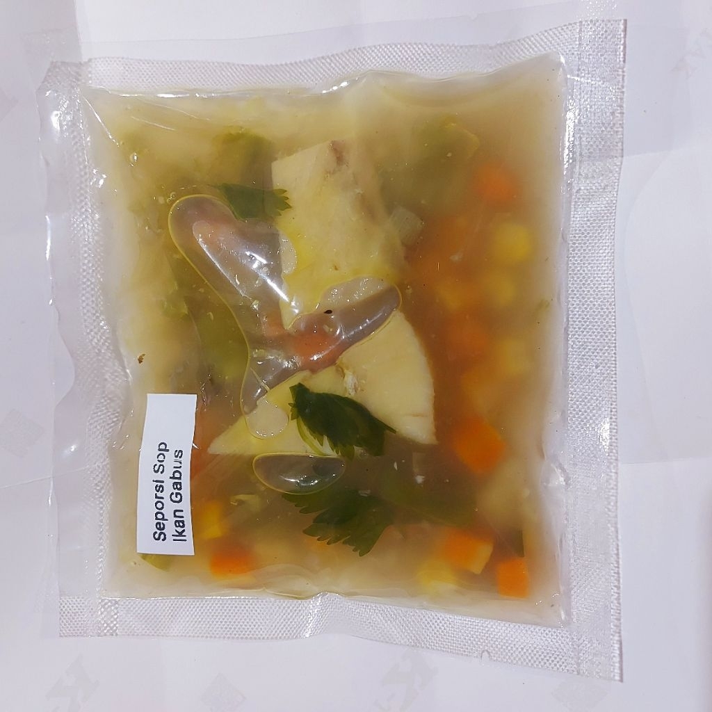 seporsi sop ikan gabus
