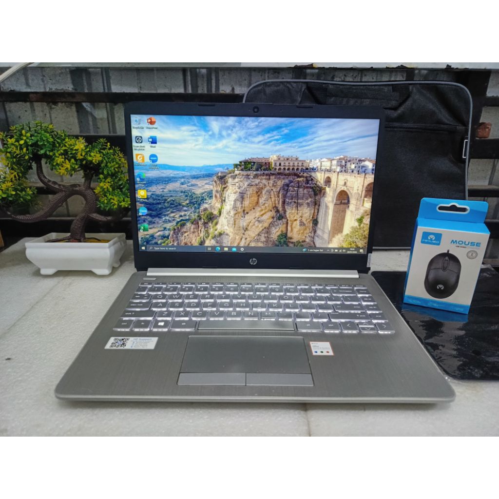 LAPTOP HP 14S-DK0073AU AMD A4 SSD MULUS SIAP PAKAI MURAH MERIAH