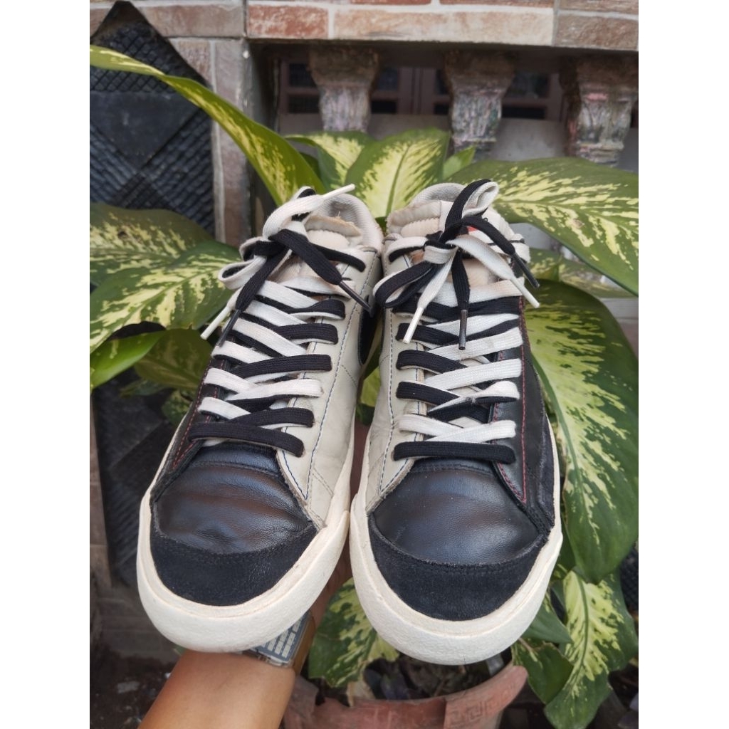 NIKE BLAZZER LOW 77
