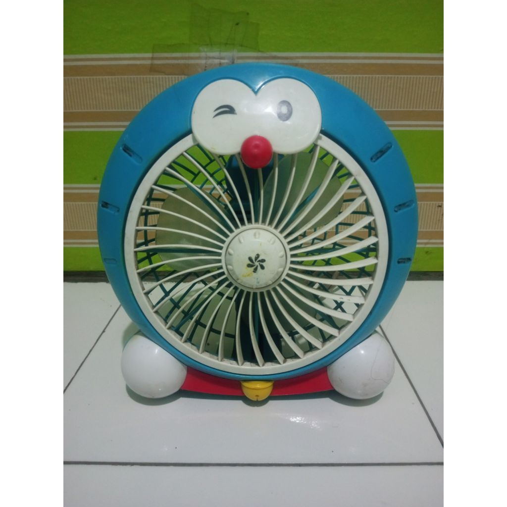 Kipas Angin Karakter Second / Bekas