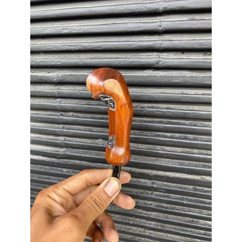 deder kayu tayuman solo pinising lawasan