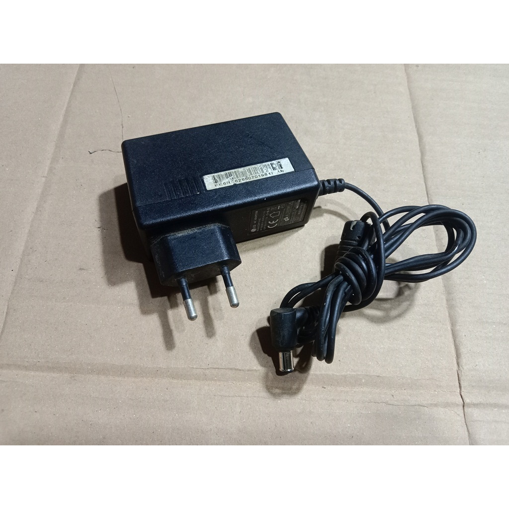 ORI ASLI Adaptor LG AC Adaptor LCAP16A E 19V 1.7A ADAPTOR MONITOR TV LG ORIGINAL BAWAAN COLOKAN JARU