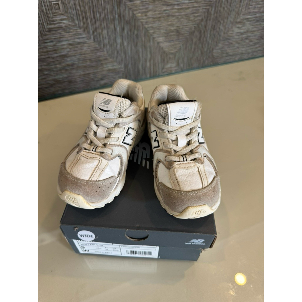 PRELOVED SEPATU ANAK NEW BALANCE