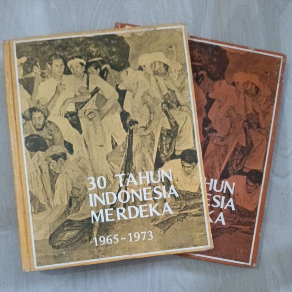 BUKU 30 TAHUN INDONESIA MERDEKA