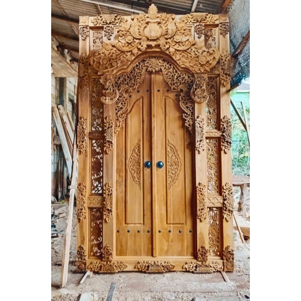 pintu gebyok ukir setyl bali