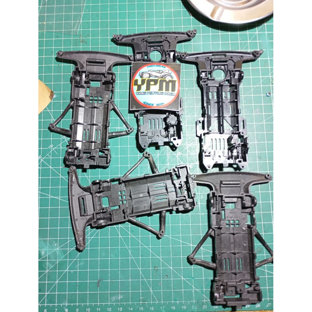 CHASSIS BEKAS SFM (CARBON) DAN S2 (ABS) TAKE ALL