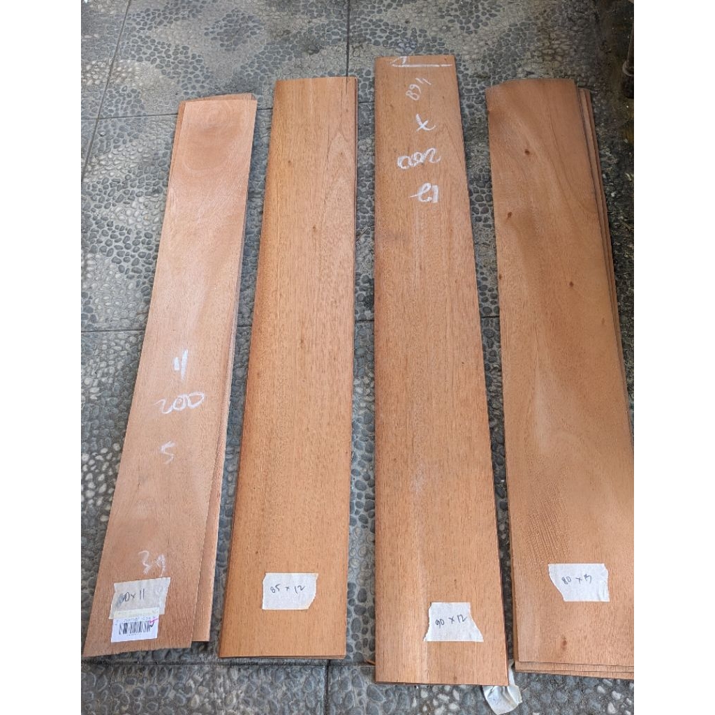 Veneer Kayu Mahoni 2mm