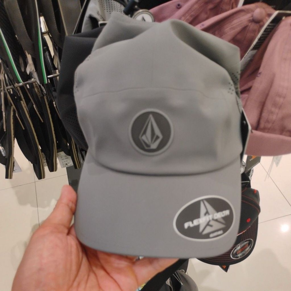 Topi Volcom Flexfit Delta Biru