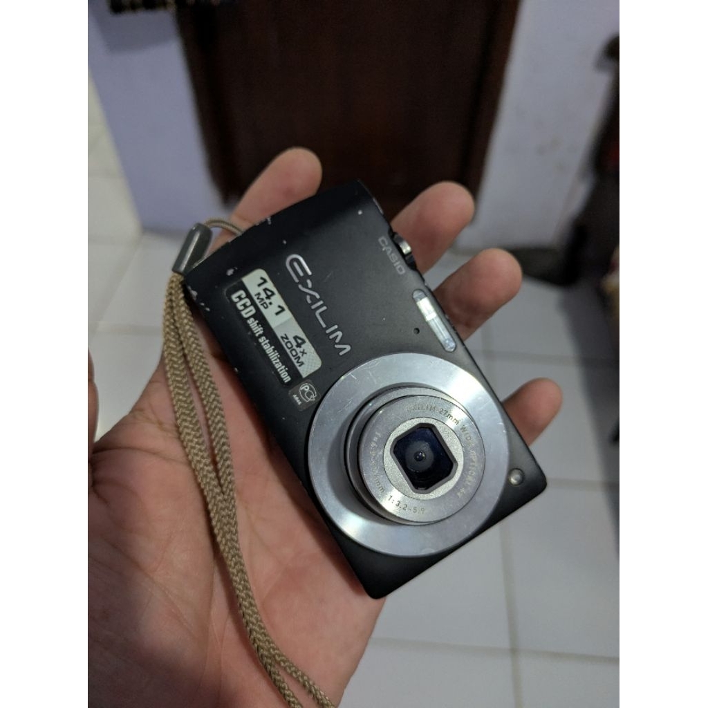 kamera digital Casio ex s200