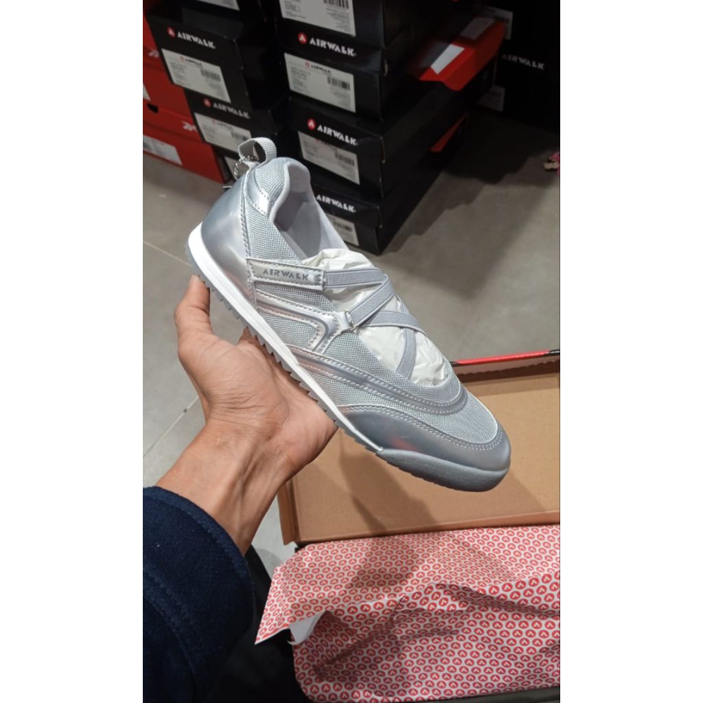 Airwalk Escalate Women's Lifestyle Original