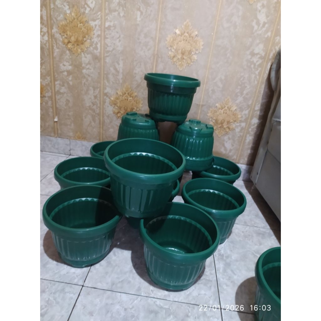 1Lusin/12pics pot hijau ukuran 25cm cantik bahan tebal, order 2lusin gratis 1 total 25pics