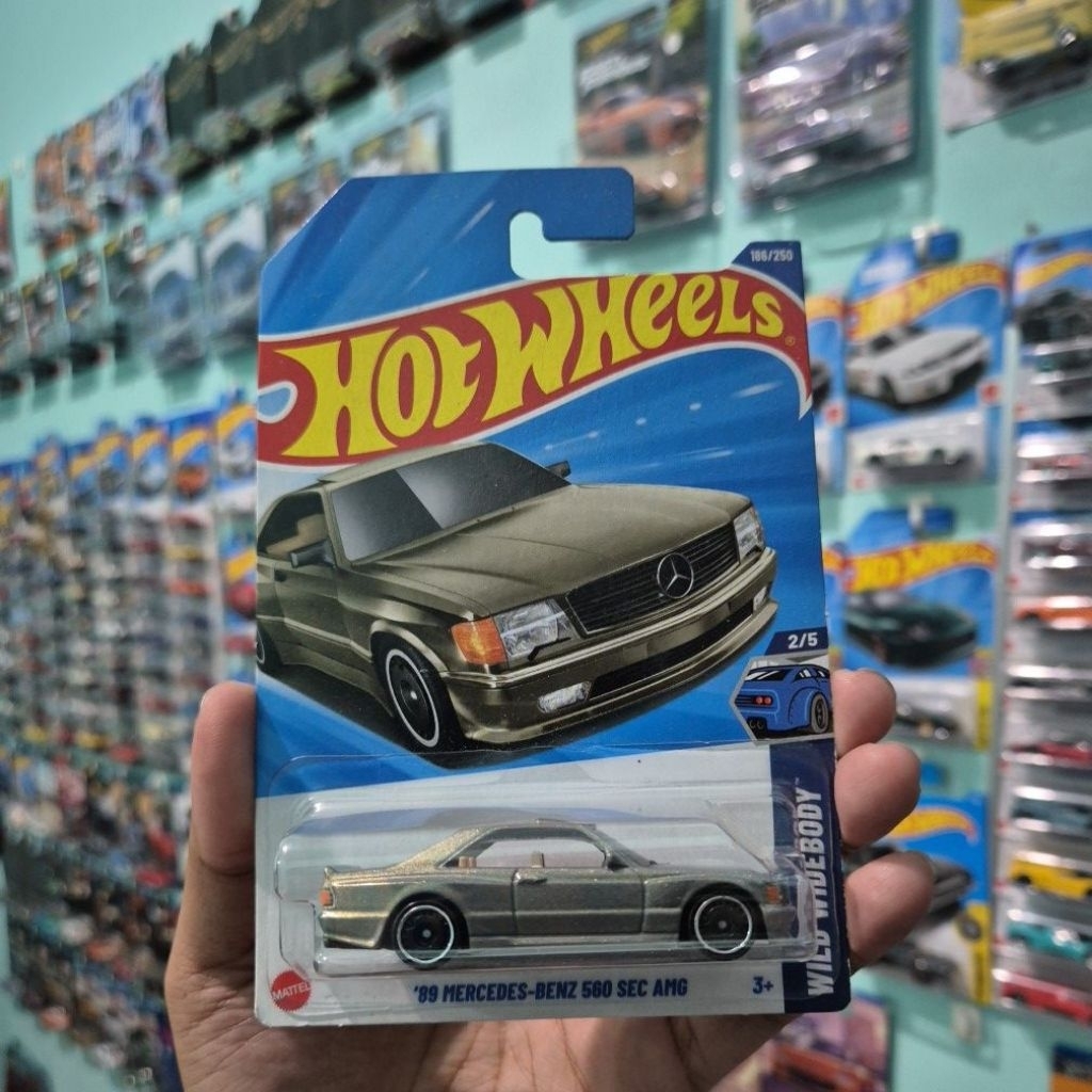 HOT WHEELS MERCEDES-BENZ 560 SEC AMG