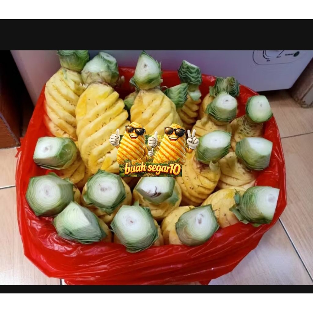 Buah nanas palembang sudah di kupas bersih per 10pcs
