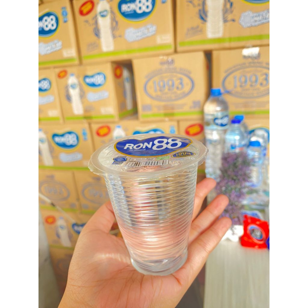 Ron88 Air Mineral Gelas 200ml Isi 48 | Praktis Sekali Minum Pegunungan untuk Acara & Warung