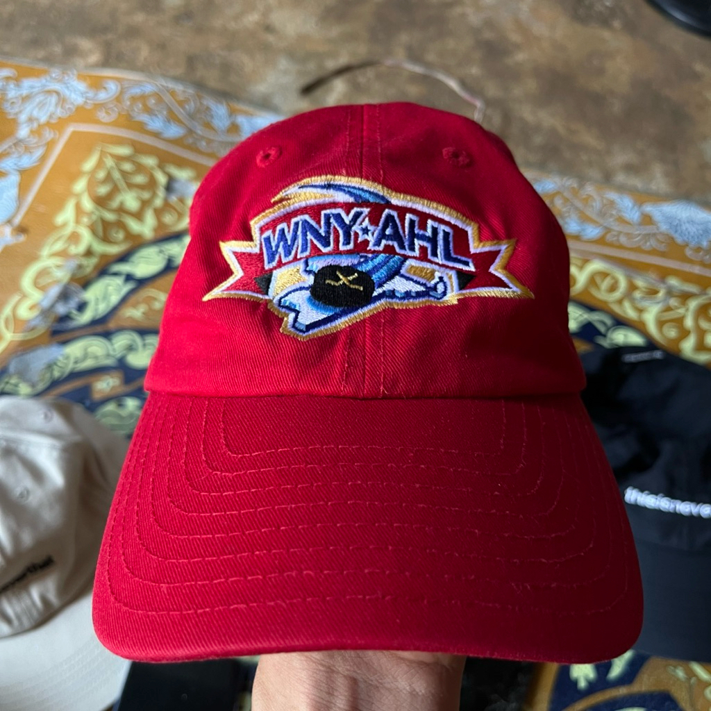 topi new era champions second original