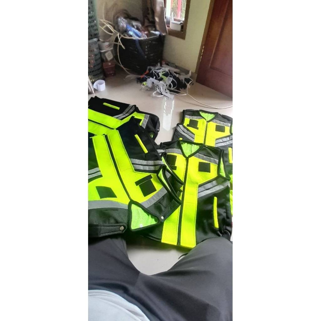 Rompi Satpam TANPA Logo Bordir