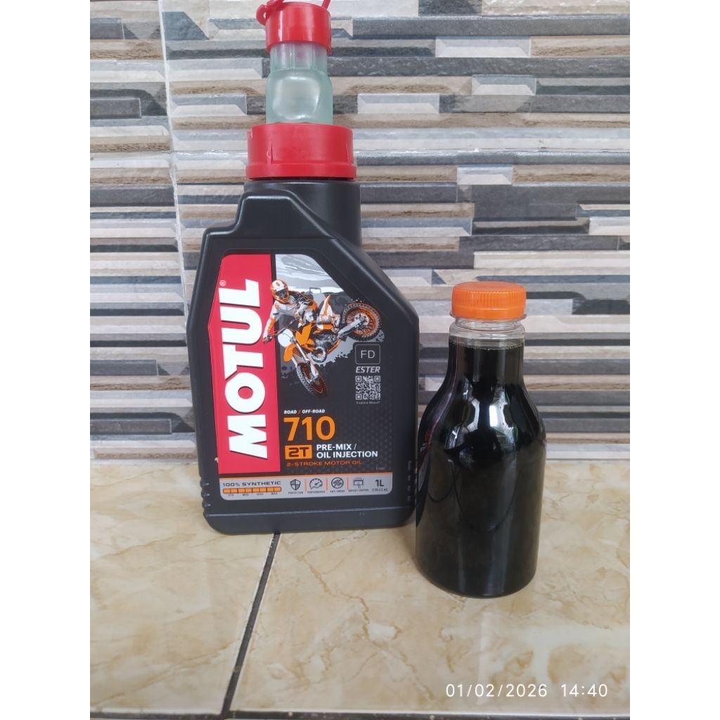 Motul 710 2t 250ml / Oli Samping Motul 710 250ml / Motul 710 Repack 250ml