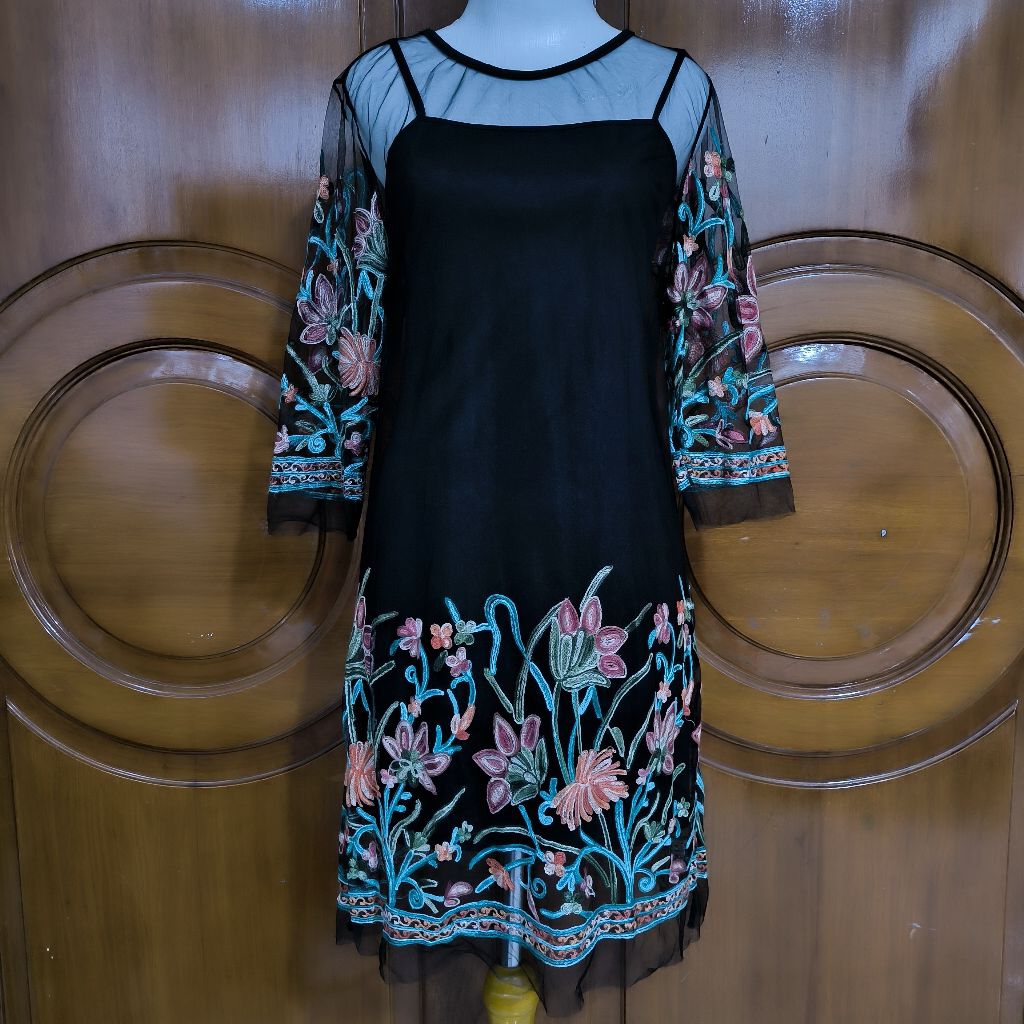 1 set dress tile bordir bunga zanzea