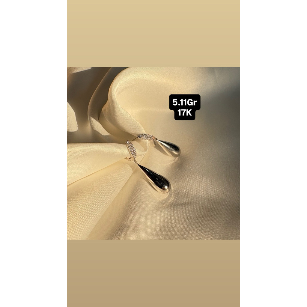 Anting Anting Emas Wanita Simpel Elegan E02