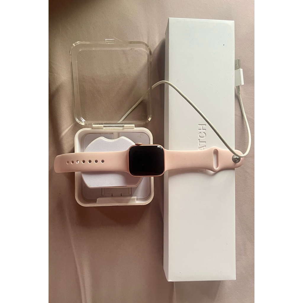 Rosegold Apple watch series 6 PL