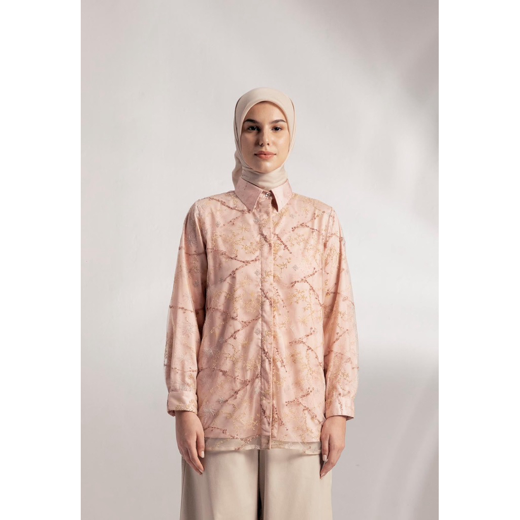 Preloved Riamiranda Signature Archy Top Size S