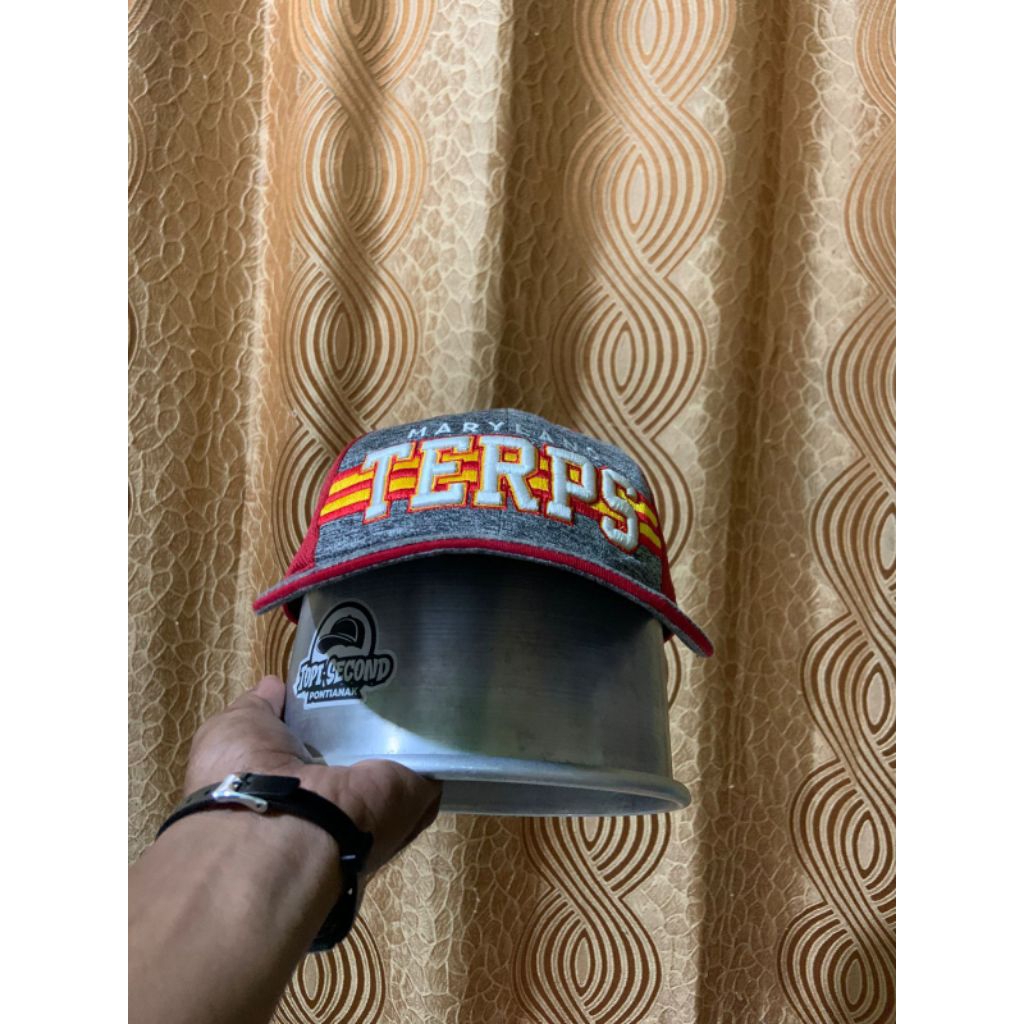 TOPI ZEPHYR/TOPI BEKAS/TOPI LELONG